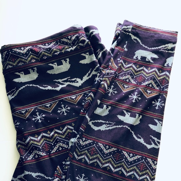 Winter Scene Knit Pants plus size - Picture 3 of 11